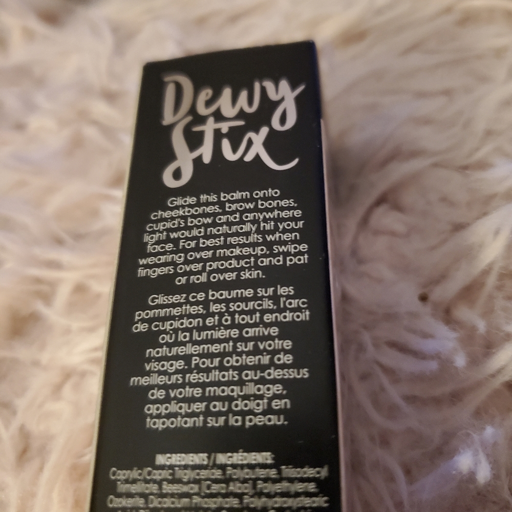 LUMINOUS HIGHLIGHTING BALM - Picture 3 of 3